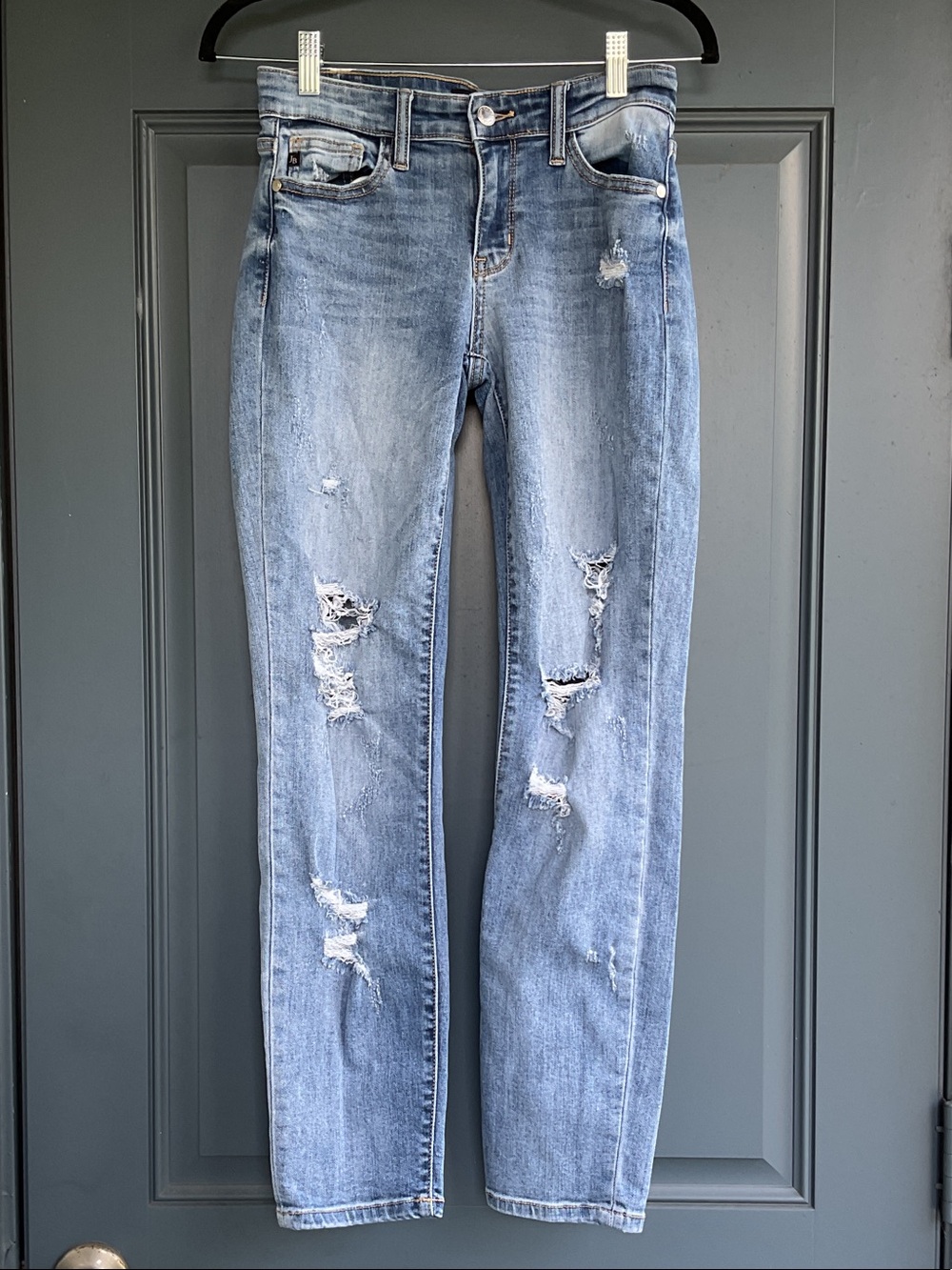 Judy Blue Light Blue Distressed Straight Leg Jeans